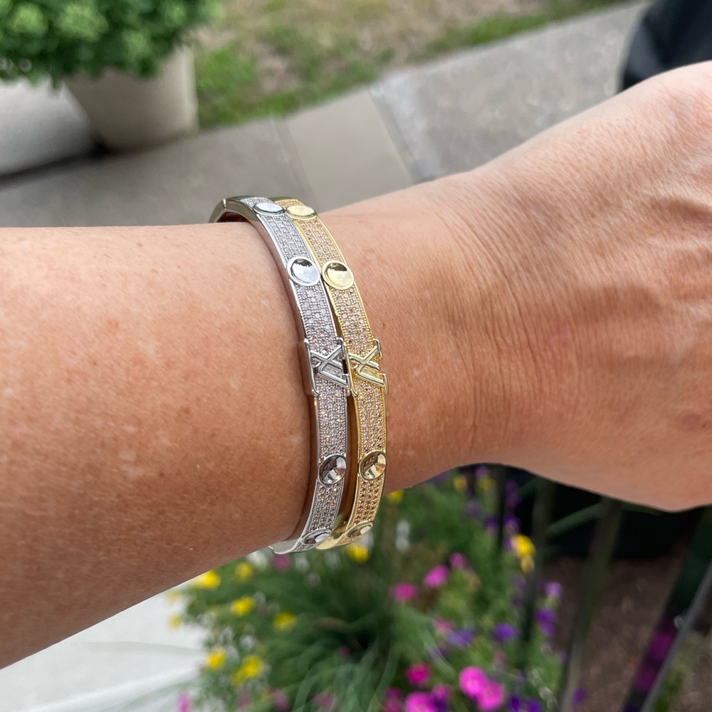 NEW FASHION LV EMPREINTE SILVER CRYSTAL BANGLE BRACELET - Picture 3 of 16